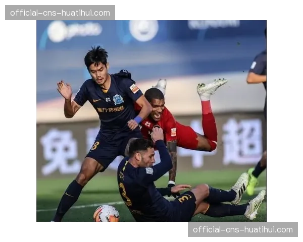 现场：菲律宾队首次参赛，虽败犹荣获主场观众起立鼓掌